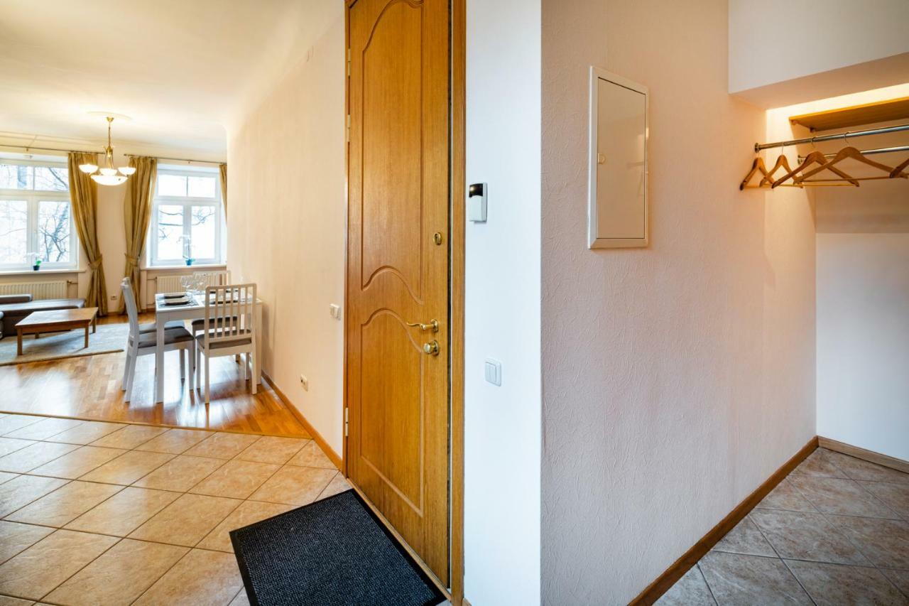 Dzirnavu Street Apartment In City Center Рига Екстериор снимка