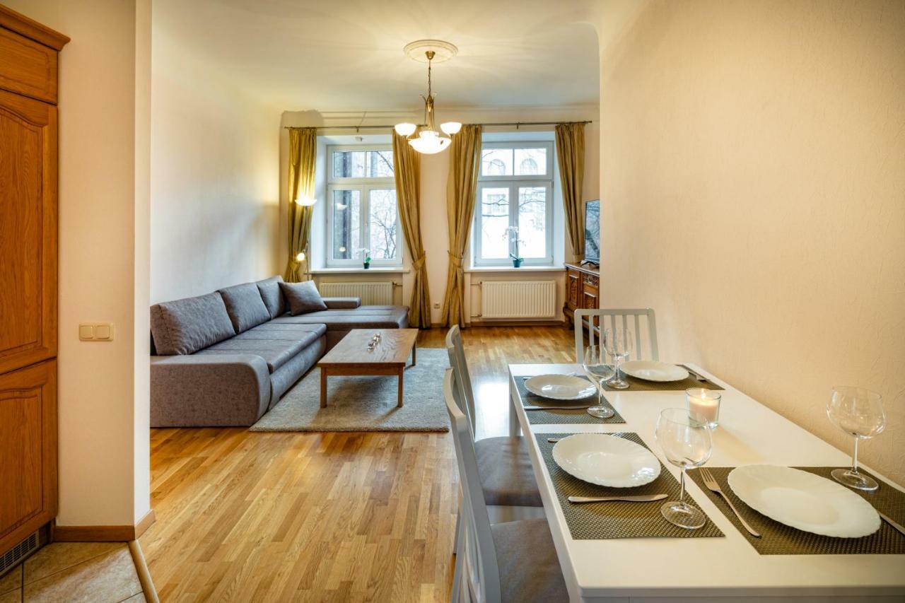 Dzirnavu Street Apartment In City Center Рига Екстериор снимка