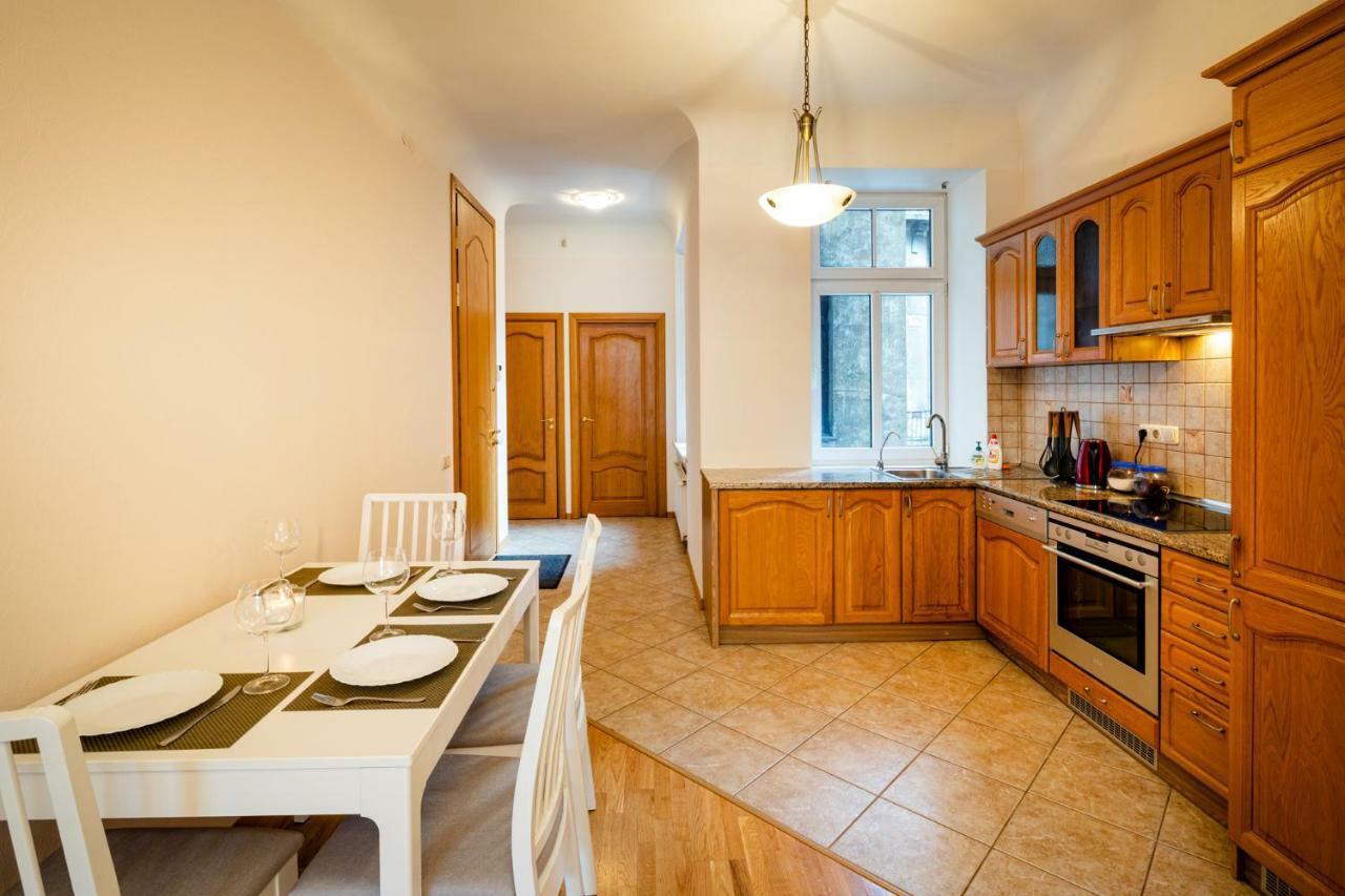 Dzirnavu Street Apartment In City Center Рига Екстериор снимка
