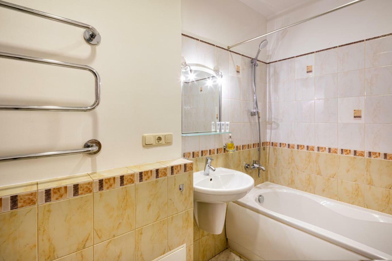 Dzirnavu Street Apartment In City Center Рига Екстериор снимка